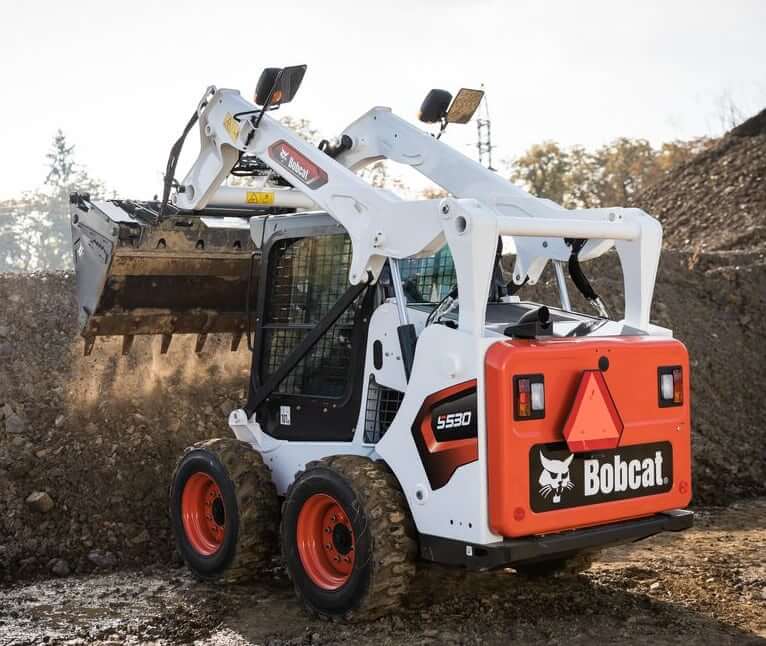 ТТХ колесного мини-погрузчика Bobcat S530