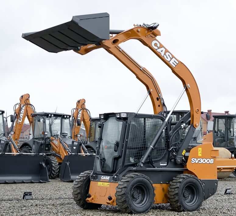 Грузоподъемность мини-погрузчика Case SV300B