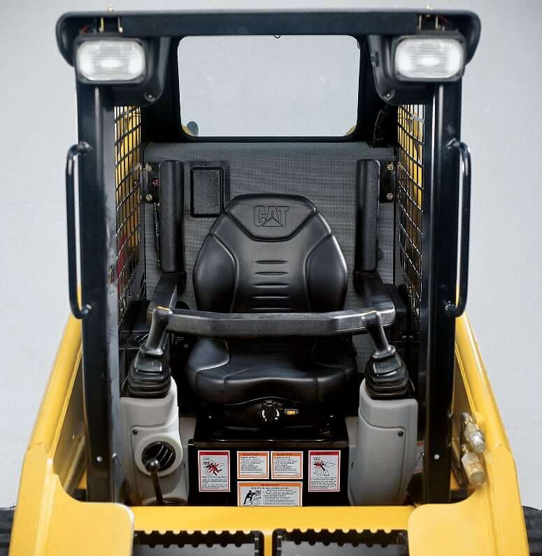 Кабина оператора мини-погрузчика CAT 226