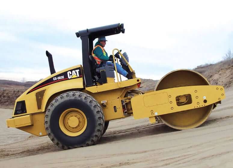 Технические характеристики трансмиссии CAT CS563E