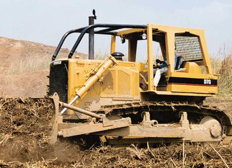 Размеры, вес и ТТХ бульдозера CAT D7G