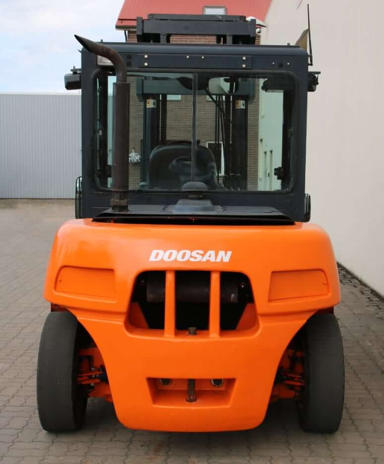 Грузоподъемность погрузчика Doosan D60S-5