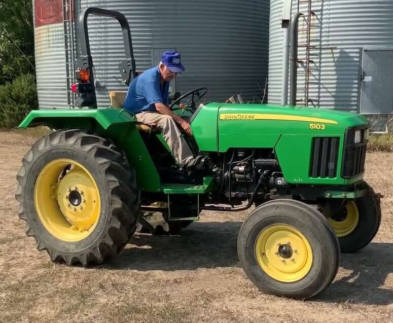Технические характеристики трактора John Deere 5103